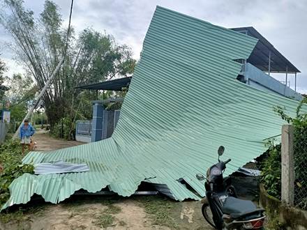 Tình hình thiệt hại ban đầu do cơn bão số 4 gây ra tại Phú Ninh