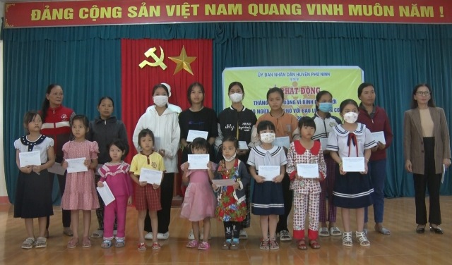 Phú Ninh phát động “Tháng hành động vì bình đẳng giới và phòng ngừa, ứng phó với bạo lực trên cơ sở giới” năm 2022