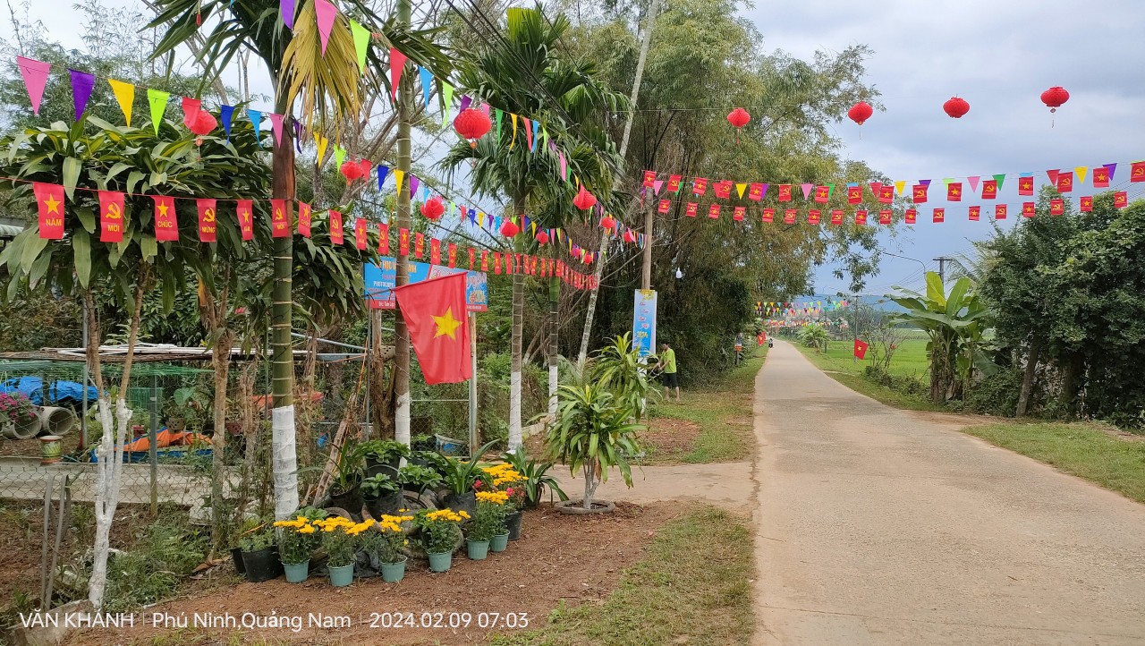 Tam Lộc: Trao giải cuộc thi “Đường làng, ngõ xóm đẹp”  mừng xuân Giáp Thìn năm 2024