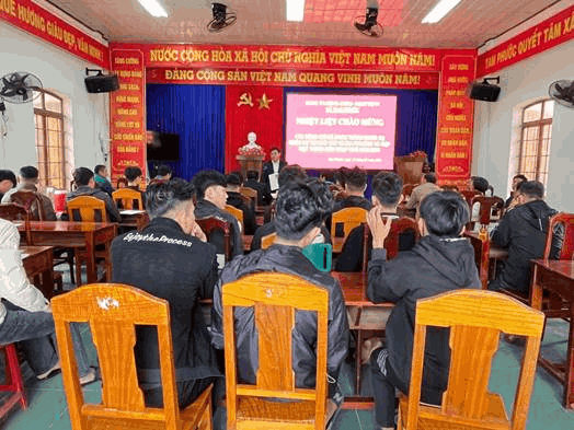 Tam Phước: Gặp mặt, tặng quà quân nhân hoàn thành nghĩa vụ quân sự xuất ngũ và thanh niên chuẩn bị lên đường nhập ngũ năm 2025