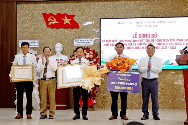 Xã Tam Thái công bố đạt chuẩn nông thôn mới nâng cao năm 2024.